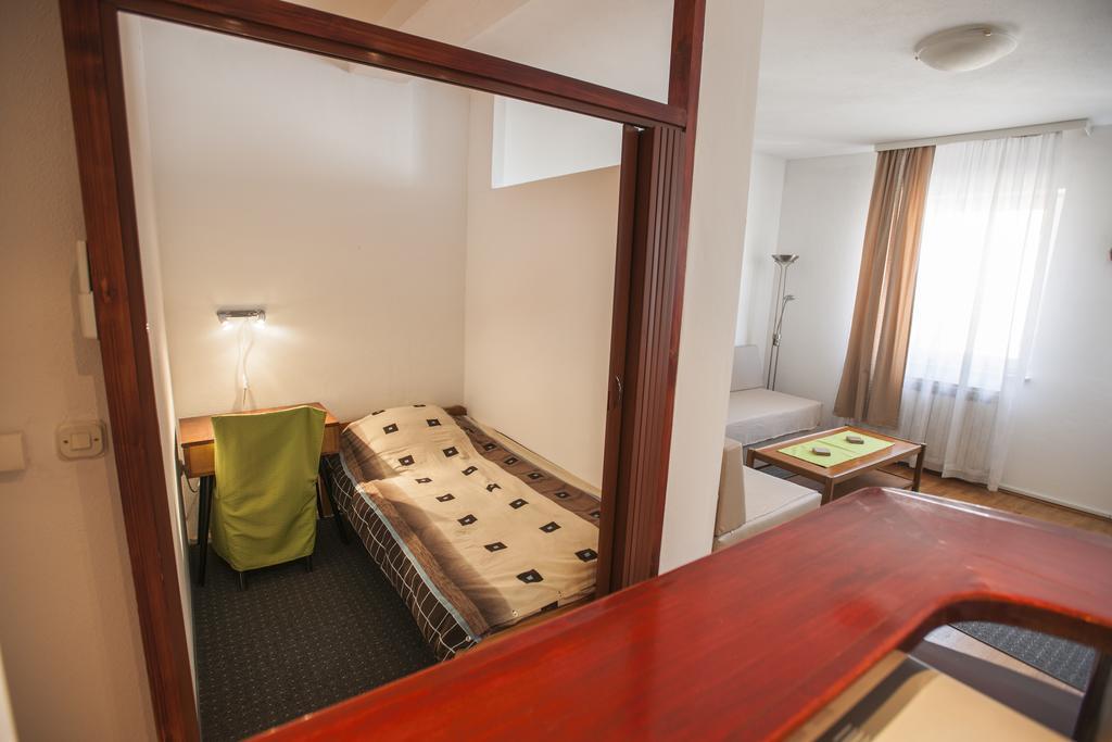 Apartment Fleger Zagreb Room photo